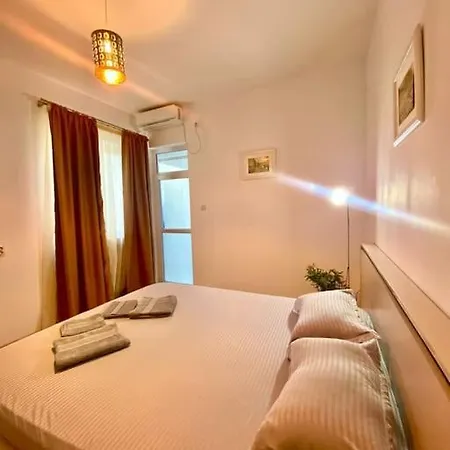 Ultacentral Old Town *