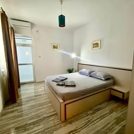 Apartment Stylish Ultacentral Old Town